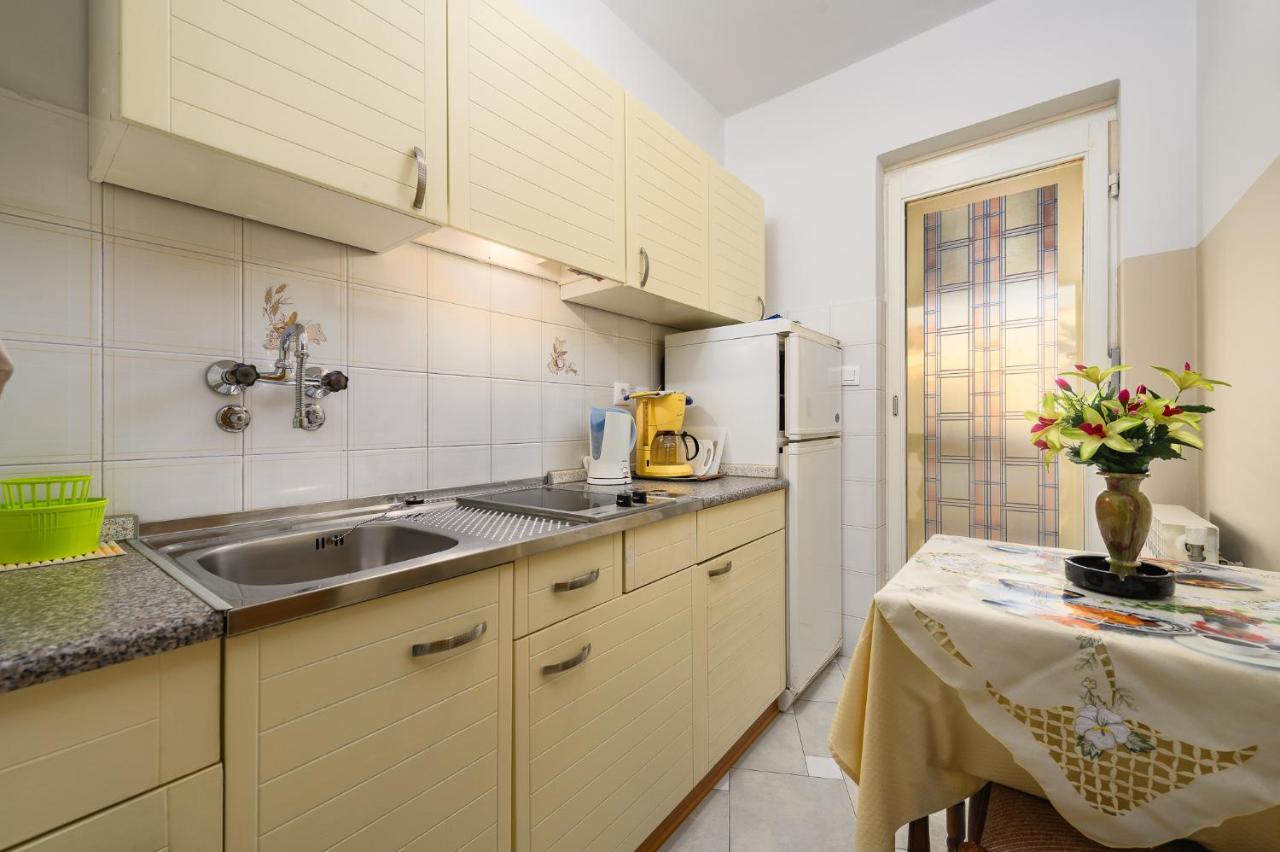 Appartamento House Alma Porec Esterno foto